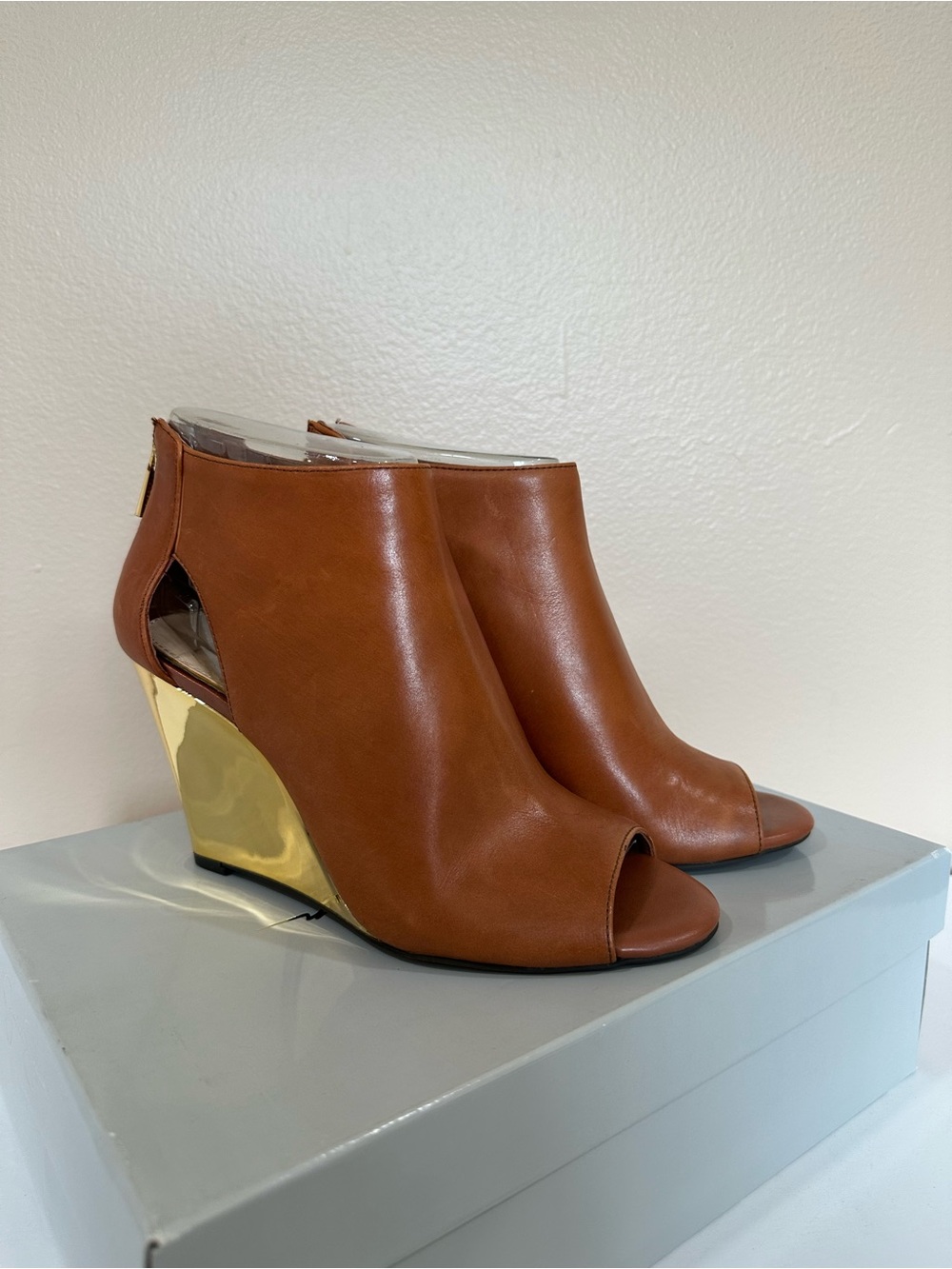 Jessica Simpson Tan Brown Peep-Toe Wedge Booties with Gold Heel